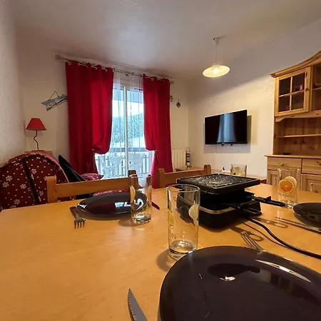 Apartment Lumineux, Proche Des Pistes Et Commerces, 4 Personnes - Superdevoluy - Fr-1-525-286 *